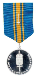 Försvarsmaktens förtjänstmedalj i silver med svärd.